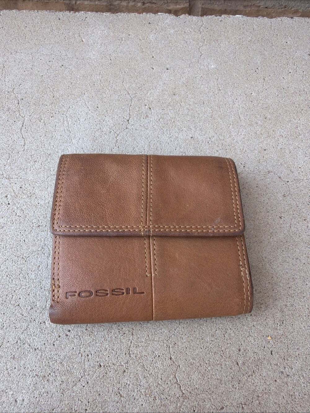 Vintage Fossil Small Leather Bi-Fold Snap Wallet Suntan Brown 90s